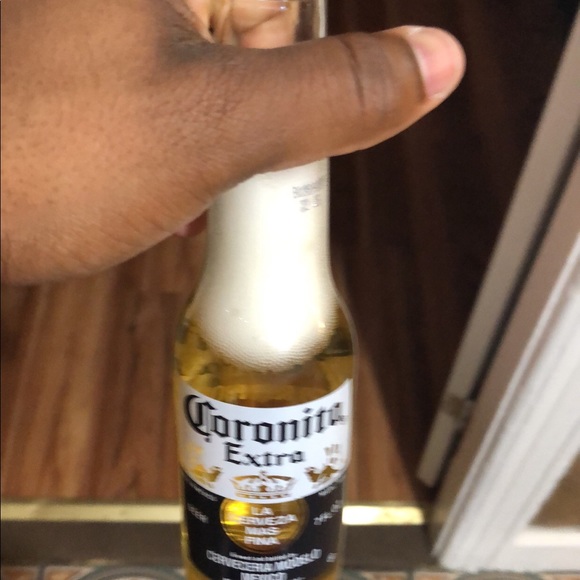 Meet your Posher, Carlos - Picture 1 of 1